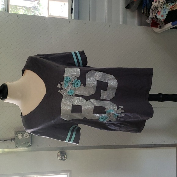 Hybrid Apparel Tops - Womens t shirt Hybrid‎ brand size 3X